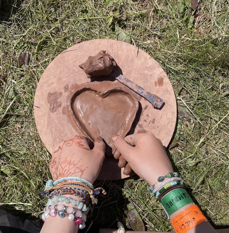 Pottery heart