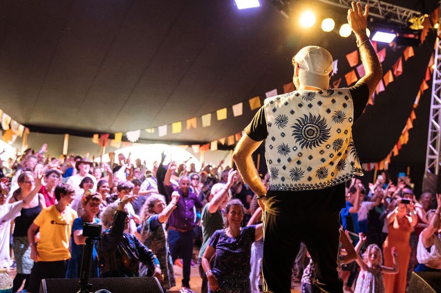 Dance class at WOMAD